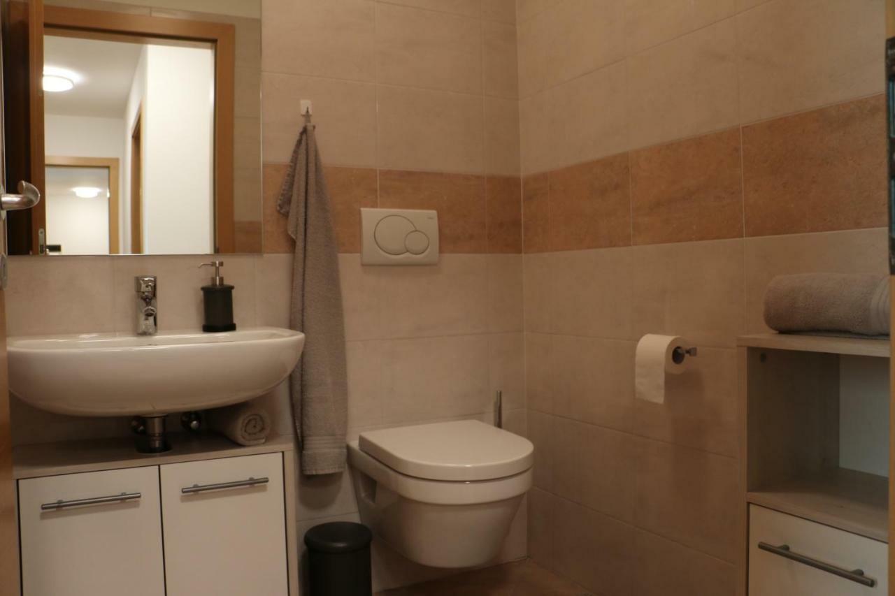 Appartment Larcher - Meinhard Merano Bagian luar foto
